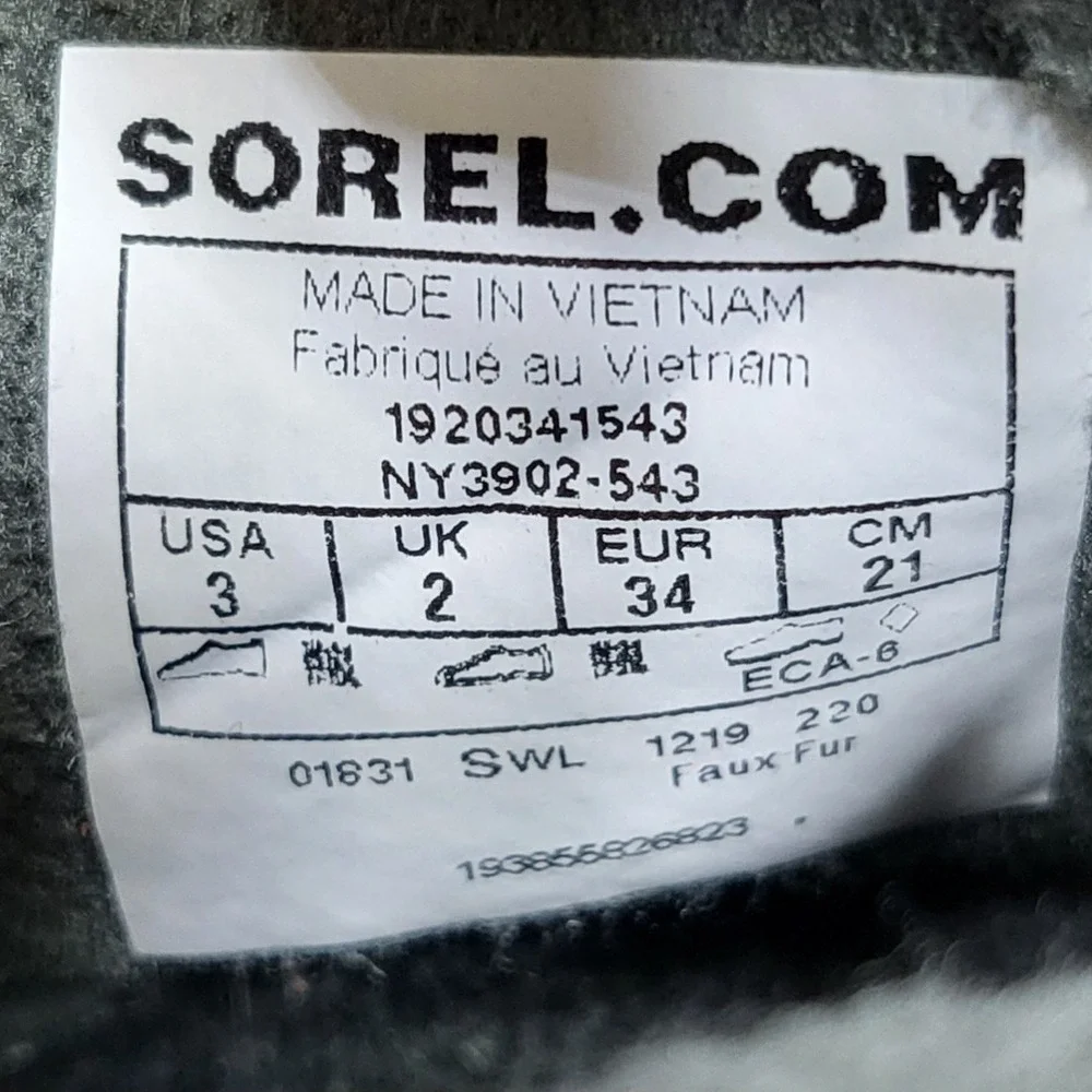 Sorel Youth‎ Whitney II Short Lace Boots Size 3 Epic Plum Waterproof Snow NY3902